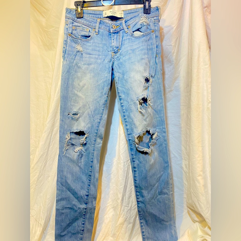 Abercrombie and fitch 26x31 blue jeans
